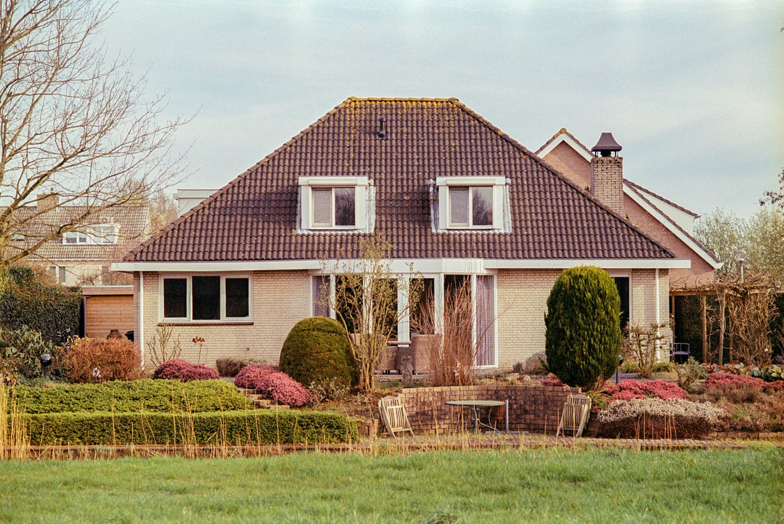 Homeowners Insurance — Photo: Artist Eyes